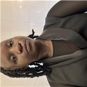 Experienced English educator and Master's student offering personalised tutoring. Let’s learn together!